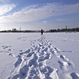 Talvinen Helsinki: jääkävelyä ja saarivierailuja