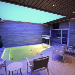 Rentouttava kylpylähetki Vuokatin Aatelin Zen Spa:ssa oman perheen kesken